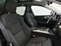 Volvo XC60 2.0 T6 Plug-in hybrid AWD Ultra Dark | Luchtvering | Panoramadak | Trekhaak | H&K | Memory |