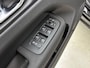 Volvo XC60 2.0 T6 Plug-in hybrid AWD Ultra Dark | Luchtvering | Panoramadak | Trekhaak | H&K | Memory |