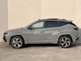 Hyundai Tucson 1.6 T-GDI PHEV N Line Sky 4WD / Dealer onderhouden / Accu SoH 100 % / Panorama schuifdak / Elektrische stoelen en klep / Stoelventilatie / Stuur-, stoel- & achterbankverwarming / HUD / Apple Carplay Android / 19" LM wielen & All Season banden /