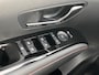 Hyundai Tucson 1.6 T-GDI PHEV N Line Sky 4WD / Dealer onderhouden / Accu SoH 100 % / Panorama schuifdak / Elektrische stoelen en klep / Stoelventilatie / Stuur-, stoel- & achterbankverwarming / HUD / Apple Carplay Android / 19" LM wielen & All Season banden /