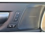 Volvo XC60 T6 Recharge AWD Ultra Dark - Luchtvering - Panorama/schuifdak - IntelliSafe Assist & Surround - 360º Camera - Harman/Kardon audio - Adaptieve LED koplampen - Verwarmde voorstoelen, stuur & achterbank - Parkeersensoren voor & achter - Elektr. bedienb. voorstoelen met geheugen - Head up display - Draadloze tel. lader - Inklapbare trekhaak - 20' LMV