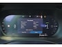 Volvo XC60 T6 Recharge AWD Ultra Dark - Luchtvering - Panorama/schuifdak - IntelliSafe Assist & Surround - 360º Camera - Harman/Kardon audio - Adaptieve LED koplampen - Verwarmde voorstoelen, stuur & achterbank - Parkeersensoren voor & achter - Elektr. bedienb. voorstoelen met geheugen - Head up display - Draadloze tel. lader - Inklapbare trekhaak - 20' LMV