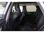 Volvo XC60 T6 Recharge AWD Ultra Dark - Luchtvering - Panorama/schuifdak - IntelliSafe Assist & Surround - 360º Camera - Harman/Kardon audio - Adaptieve LED koplampen - Verwarmde voorstoelen, stuur & achterbank - Parkeersensoren voor & achter - Elektr. bedienb. voorstoelen met geheugen - Head up display - Draadloze tel. lader - Inklapbare trekhaak - 20' LMV