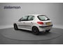 Peugeot 206 1.4 XT 5 deurs - Nieuwe APK! - Lichtmetalen Velgen -