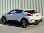 Toyota C-HR / C-HR+ 1.8 Hybrid Team-D / Trekhaak afneembaar / All Season banden / Stoel-Stuurverwarming / Navigatie / Achteruitrijcamera / Bear Lock! / Volledig onderhouden / Dodehoekdetectie /
