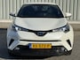 Toyota C-HR / C-HR+ 1.8 Hybrid Team-D / Trekhaak afneembaar / All Season banden / Stoel-Stuurverwarming / Navigatie / Achteruitrijcamera / Bear Lock! / Volledig onderhouden / Dodehoekdetectie /