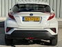 Toyota C-HR / C-HR+ 1.8 Hybrid Team-D / Trekhaak afneembaar / All Season banden / Stoel-Stuurverwarming / Navigatie / Achteruitrijcamera / Bear Lock! / Volledig onderhouden / Dodehoekdetectie /