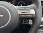 Hyundai Kona 1.6 GDI HEV Premium Sky 137PK | Navigatie | Apple Carplay & Android Auto | Schuif-kanteldak | Stoelverwarming & koeling | Lederen bekleding | Bose speakers | Geheugenfunctie stoelen |