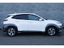 Hyundai Kona 1.6 GDI HEV Fashion | Krell Audio | Head-up Display | Achteruitrijcamera | Parkeersensoren | Keyless Entry | Privacy Glas | Cruise Control Adaptief | Dodehoekdetectie | Navigatie | Apple Carplay | Android Auto