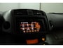 Toyota RAV4 2.0 VVTi Dynamic 2WD | Climate Control | Lederen Bekleding | Cruise Control | Origineel Nederlands | Navigatie |