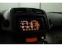 Toyota RAV4 2.0 VVTi Dynamic 2WD | Climate Control | Lederen Bekleding | Cruise Control | Origineel Nederlands | Navigatie |