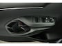 Toyota Yaris 1.5 Hybrid 115 Dynamic | Dodehoekdetectie | Stoel / Stuurverwarming | Parkeersensoren Voor en Achter |