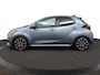 Toyota Yaris 1.5 Hybrid 115 Dynamic | Dodehoekdetectie | Stoel / Stuurverwarming | Parkeersensoren Voor en Achter |