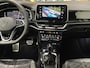 Volkswagen T-Roc 1.5 TSI R-Line Business+/ Cam/ Keyless/ IQ LED/ CarPlay/ 18''LMV