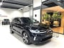 Volkswagen T-Roc 1.5 TSI R-Line Business+/ Cam/ Keyless/ IQ LED/ CarPlay/ 18''LMV
