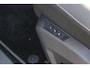 Peugeot e-5008 GT Avantage 73 kWh 7p | Fase 3 laden | SOH 100% | Luxe stoelen | Elektrische verstelbare stoelen | Alcantara | NL auto |