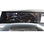 Peugeot e-5008 GT Avantage 73 kWh 7p | Fase 3 laden | SOH 100% | Luxe stoelen | Elektrische verstelbare stoelen | Alcantara | NL auto |