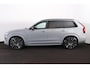 Volvo XC90 T8 Recharge AWD Ultra Black Edition - Panorama/schuifdak - IntelliSafe Assist & Surround - 360º Camera - Bowers & Wilkins audio - Adaptieve LED koplampen - Verwarmde voorstoelen, stuur & achterbank - Parkeersensoren voor & achter - Elektr. bedienb. voorstoelen met geheugen - Head up display - Draadloze tel. lader - Extra getint glas - 22' LMV
