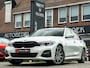BMW 3-Serie Touring 330e Business Edition Plus PANO LEDER 18 INCH SHADOW LINE STOELVERW LED