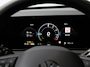 Volkswagen Tiguan R-Line Edition 1.5 eHybrid 272 PK | LED Matrix | Panoramadak | Trekhaak | Head Up display | 20" inch velgen | Camera |