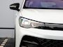 Volkswagen Tiguan R-Line Edition 1.5 eHybrid 272 PK | LED Matrix | Panoramadak | Trekhaak | Head Up display | 20" inch velgen | Camera |