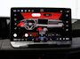 Volkswagen Tiguan R-Line Edition 1.5 eHybrid 272 PK | LED Matrix | Panoramadak | Trekhaak | Head Up display | 20" inch velgen | Camera |
