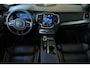 Volvo XC90 T8 Recharge AWD Ultimate Dark | Luchtvering | Bowers & Wilkins Premium Audio | Google Infotainment | 22" Lichtmetalen velgen | 360° Parkeercamera | Parkeersensoren voor + achter |