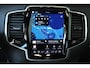 Volvo XC90 T8 Recharge AWD Ultimate Dark | Luchtvering | Bowers & Wilkins Premium Audio | Google Infotainment | 22" Lichtmetalen velgen | 360° Parkeercamera | Parkeersensoren voor + achter |