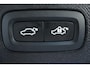 Volvo XC90 T8 Recharge AWD Ultimate Dark | Luchtvering | Bowers & Wilkins Premium Audio | Google Infotainment | 22" Lichtmetalen velgen | 360° Parkeercamera | Parkeersensoren voor + achter |