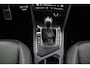 Volkswagen Tiguan 1.5 TSI Active | Trekhaak | Camera | Navigatie | Stoel/Stuur Verwarming | Digitaal Dashboard | LED | Dodehoek Detectie | Adaptive Cruise