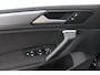 Volkswagen Tiguan 1.5 TSI Active | Trekhaak | Camera | Navigatie | Stoel/Stuur Verwarming | Digitaal Dashboard | LED | Dodehoek Detectie | Adaptive Cruise