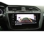 Volkswagen Tiguan 1.5 TSI Active | Trekhaak | Camera | Navigatie | Stoel/Stuur Verwarming | Digitaal Dashboard | LED | Dodehoek Detectie | Adaptive Cruise