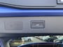 Volkswagen T-Roc 1.5 eTsi R- Line First Edition Stoel /Stuurverwarming , Elec Achterklep , App Connect