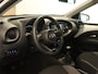 Toyota Aygo X 1.0 VVT-i MT Play - ORIGINEEL NEDERLANDSE AUTO - AIRCO - ADAPTIEVE CRUISE CONTROL - APPLE CARPLAY/ ANDROID AUTO - 17 INCH WIELEN - ELEKTRISCHE RAMEN VOOR - DAB AUDIO - VERKEERSBORDHERKENNING