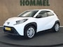Toyota Aygo X 1.0 VVT-i MT Play - ORIGINEEL NEDERLANDSE AUTO - AIRCO - ADAPTIEVE CRUISE CONTROL - APPLE CARPLAY/ ANDROID AUTO - 17 INCH WIELEN - ELEKTRISCHE RAMEN VOOR - DAB AUDIO - VERKEERSBORDHERKENNING