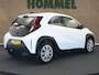 Toyota Aygo X 1.0 VVT-i MT Play - ORIGINEEL NEDERLANDSE AUTO - AIRCO - ADAPTIEVE CRUISE CONTROL - APPLE CARPLAY/ ANDROID AUTO - 17 INCH WIELEN - ELEKTRISCHE RAMEN VOOR - DAB AUDIO - VERKEERSBORDHERKENNING
