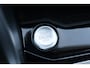 Volkswagen T-Roc 1.5 TSI Life Edition 150PK TREKHAAK | Achteruitrijcamera | Airco | Cruise control adaptief