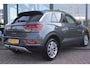 Volkswagen T-Roc 1.5 TSI Life Edition 150PK TREKHAAK | Achteruitrijcamera | Airco | Cruise control adaptief