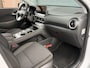 Hyundai Kona Electric EV COMFORT 64 kWh (99% SOH) I AUTOMAAT I TREKHAAK I APPLE CARPLAY I P-CAMERA