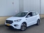 Ford Kuga 1.5 EcoBoost 150 pk ST Line afneembare - trekhaak - voorruitverwarming - groot navi