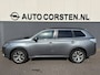 Mitsubishi Outlander 2.0I PHEV Instyle Leder Schuifdak Trekhaak Navi Ecc Camera Cruise Control Keyless Mistlampen Stoelverwarming Usb Isofix Privacy Glas 18'' Lmv 1.500KG Trekgewicht
