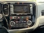 Mitsubishi Outlander 2.0I PHEV Instyle Leder Schuifdak Trekhaak Navi Ecc Camera Cruise Control Keyless Mistlampen Stoelverwarming Usb Isofix Privacy Glas 18'' Lmv 1.500KG Trekgewicht