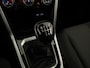 Volkswagen T-Roc 1.0 TSI Life 110 pk | Navigatie | Camera | Digitaal dashboard | Parkeercamera |