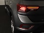 Volkswagen T-Roc 1.0 TSI Life 110 pk | Navigatie | Camera | Digitaal dashboard | Parkeercamera |