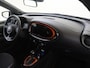 Toyota Aygo X 1.0 VVT-i S-CVT Limited | airco automatisch | Apple Carplay/Android | Autonomous Emergency Braking | cruise control adaptief | LED koplampen | lederen/ stof bekleding | lichtmetalen velgen 18" |