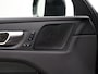Volvo XC60 T6 PLUG-IN HYBRID BLACK EDITION HARMAN KARDON LUCHTVERING 360GR CAM SCHUIFDAK