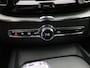 Volvo XC60 T6 PLUG-IN HYBRID BLACK EDITION HARMAN KARDON LUCHTVERING 360GR CAM SCHUIFDAK