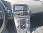 Volvo XC60 2.0 T5 FWD Polar+ | Rijklaar | NL-Auto | Automaat | Trekhaak | Camera | Climate Control | Cruise Control | Lederen Bekleding | Stoelverwarming | Parkeersensoren |