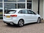 Mercedes-Benz B-klasse 200 Luxury Line | Trekhaak | Achteruitrijcamera | Stoelverwarming | Spoorassistent | LED verlichting | Elektrische achterklep