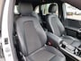 Mercedes-Benz B-klasse 200 Luxury Line | Trekhaak | Achteruitrijcamera | Stoelverwarming | Spoorassistent | LED verlichting | Elektrische achterklep
